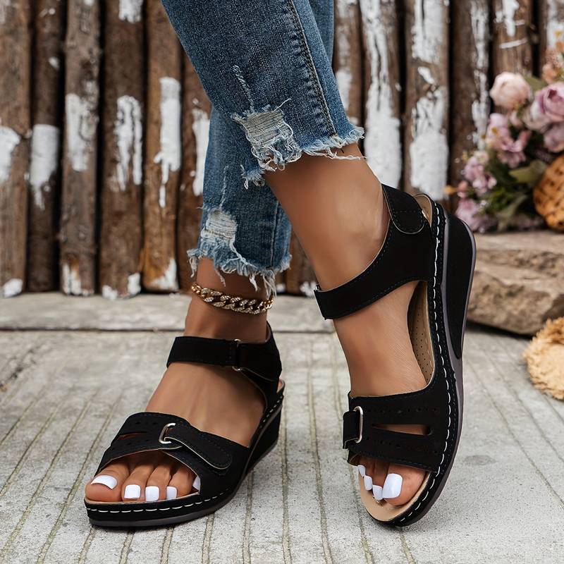 Alfreda Orthopedic Sandal | Ponty
